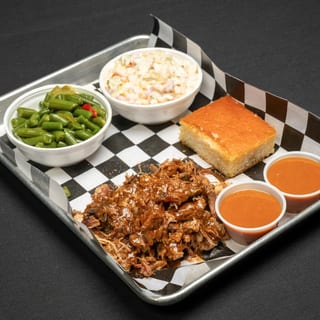 PULLED PORK DINNER